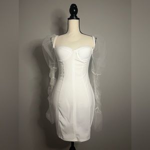 White Puff Sleeve Dress Size: M